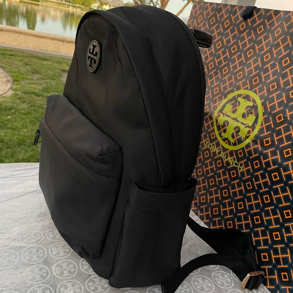 New, authentic nylon tory burch black backpack  883668 - Picture 5 of 12